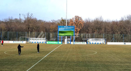 قاد LEDFUL FA10 ملعب كرة القدم في الهواء الطلق لوحة في المجر
